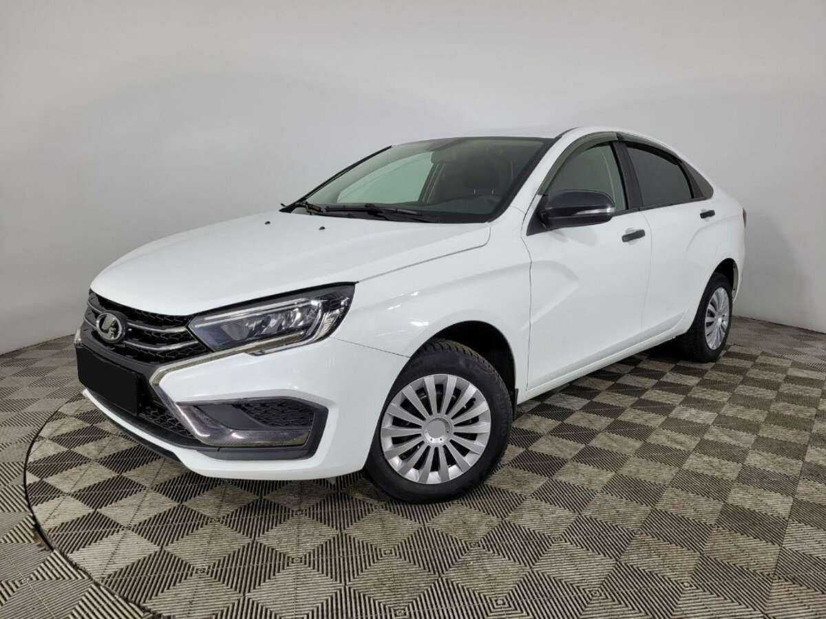 Lada (ВАЗ) Vesta б/у, 2023, Механическая. Посмотреть фото