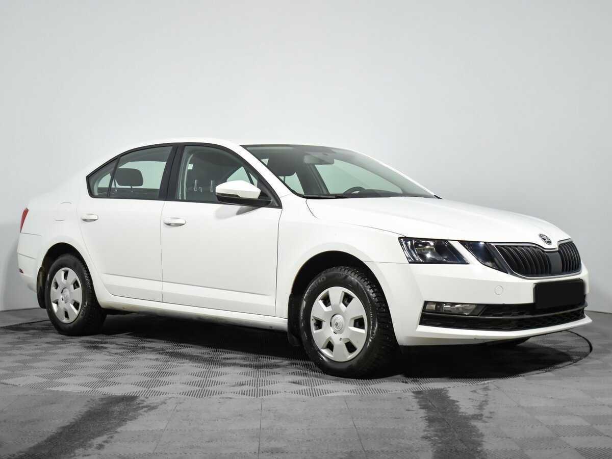 Skoda Octavia б/у, 2019, Автоматическая. Фото: #2