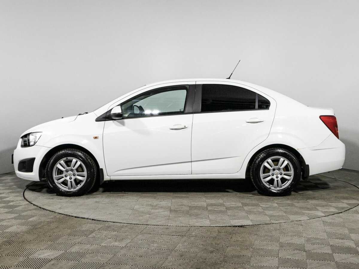 Chevrolet Aveo б/у, 2015, Автоматическая. Фото: #7