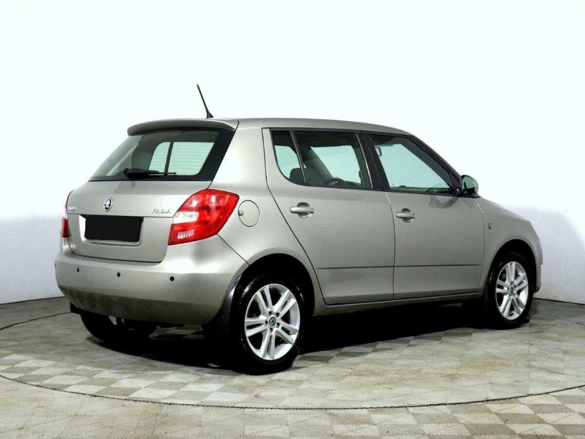 Skoda Fabia б/у, 2014, Автоматическая. Фото: #3