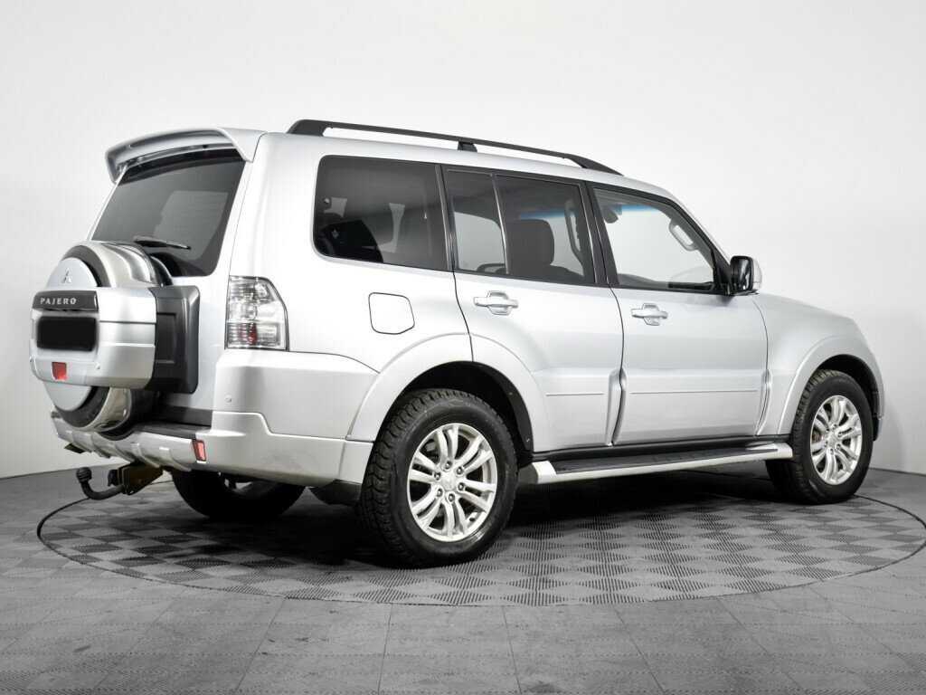 Mitsubishi Pajero б/у, 2013, Автоматическая. Фото: #4