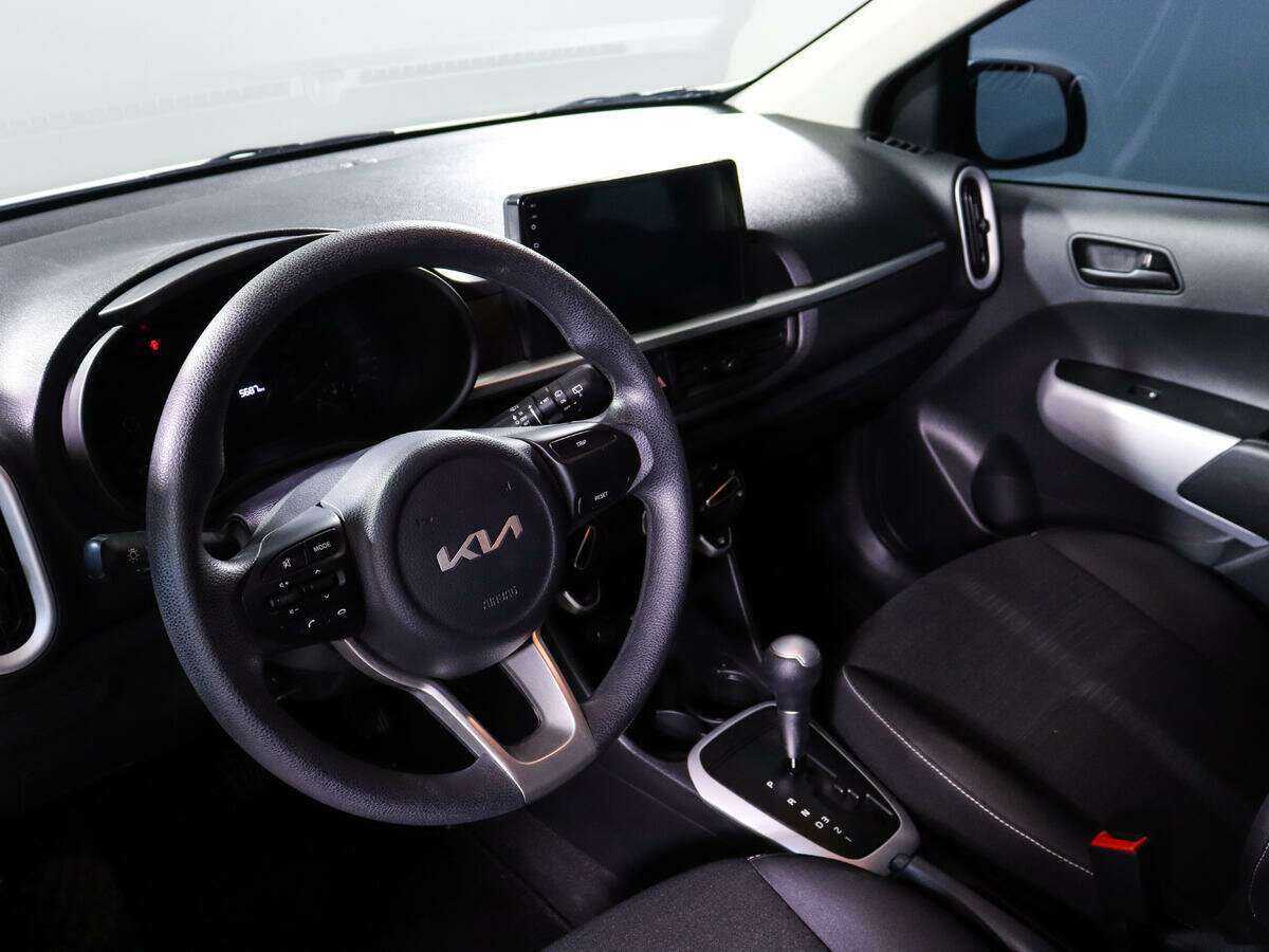 Kia Picanto б/у, 2023, Роботизированная. Фото: #13