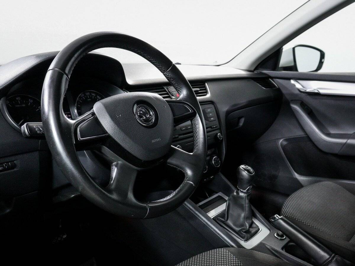 Skoda Octavia б/у, 2014, Механическая. Фото: #13