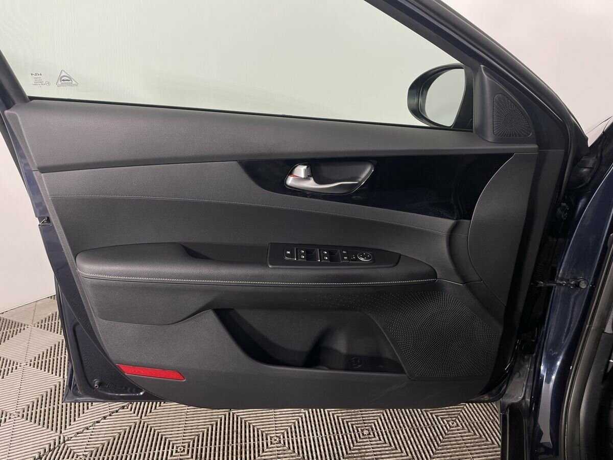 Kia Cerato б/у, 2021, Автоматическая. Фото: #7