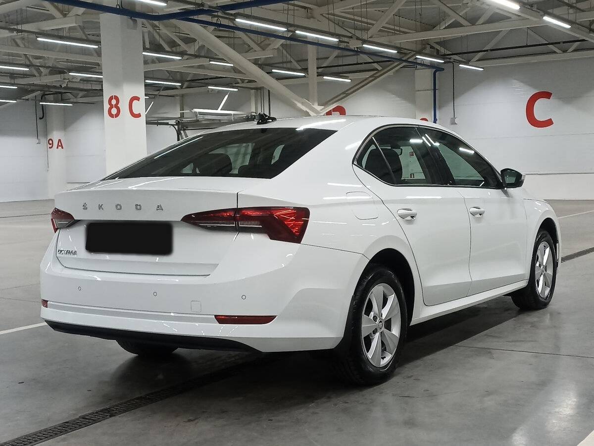 Skoda Octavia б/у, 2021, Автоматическая. Фото: #4