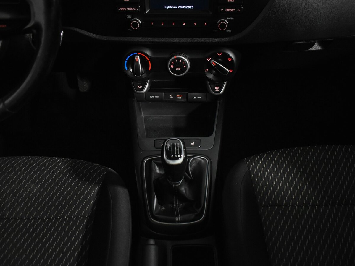 Kia Rio б/у, 2017, Механическая. Фото: #15