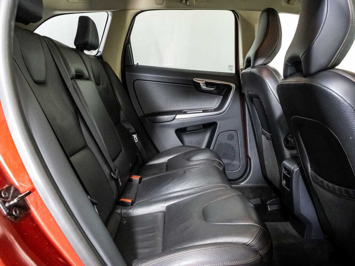 Volvo XC60 б/у, 2013, Автоматическая. Фото: #15