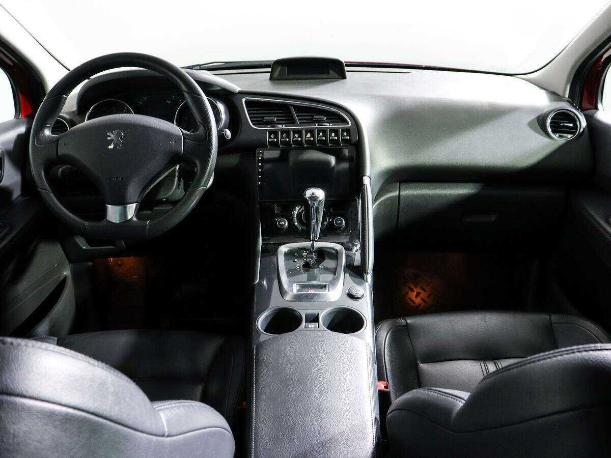 Peugeot 3008 б/у, 2012, Автоматическая. Фото: #9