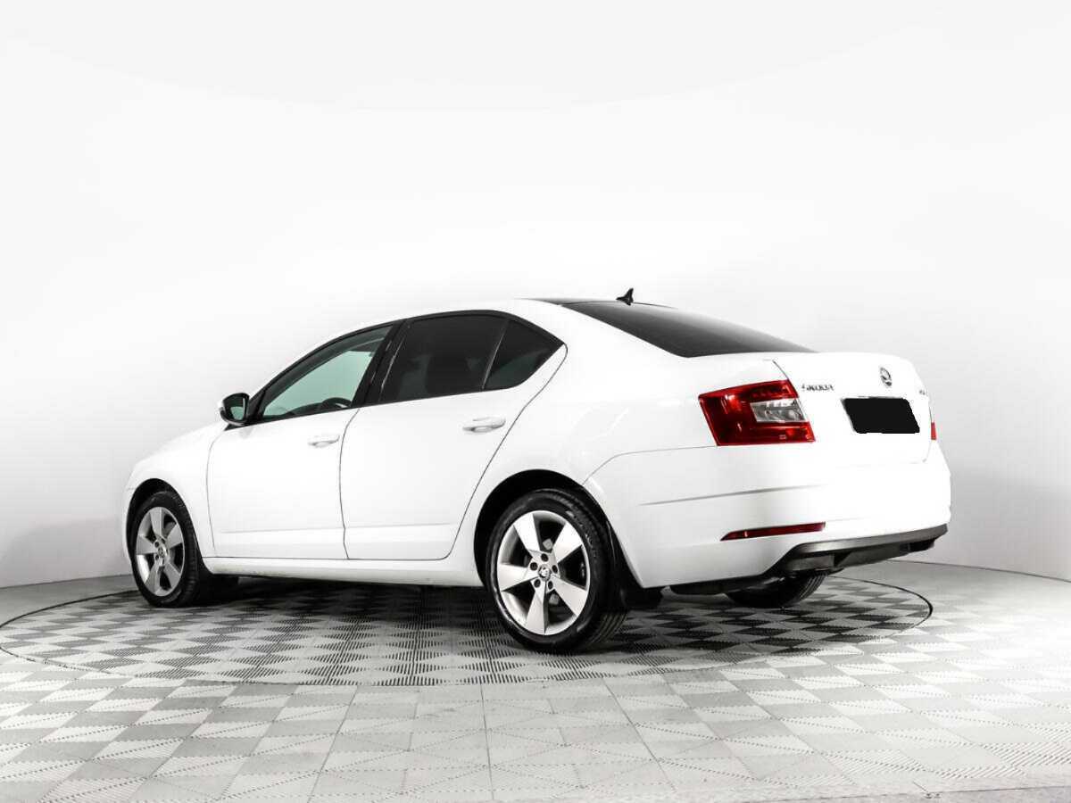 Skoda Octavia б/у, 2018, Роботизированная. Фото: #6