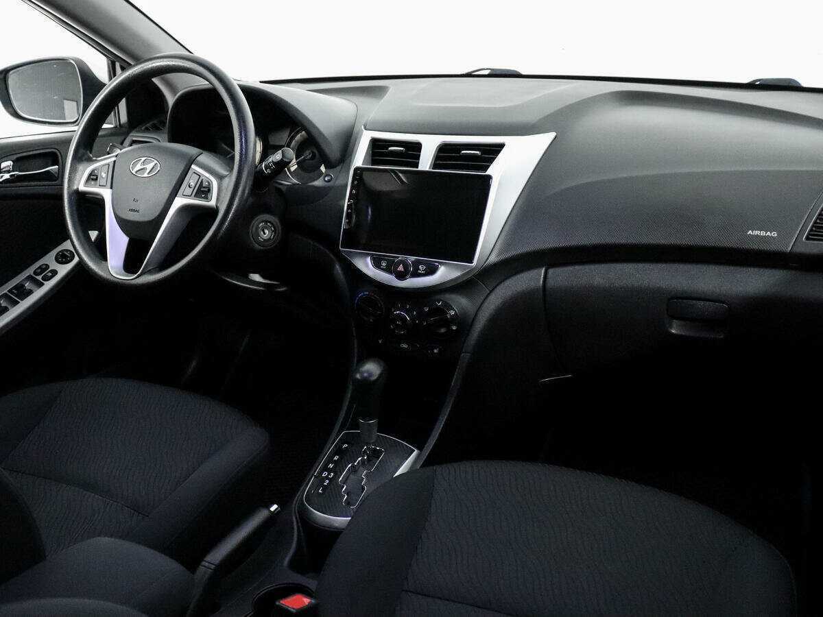 Hyundai Solaris б/у, 2012, Автоматическая. Фото: #8
