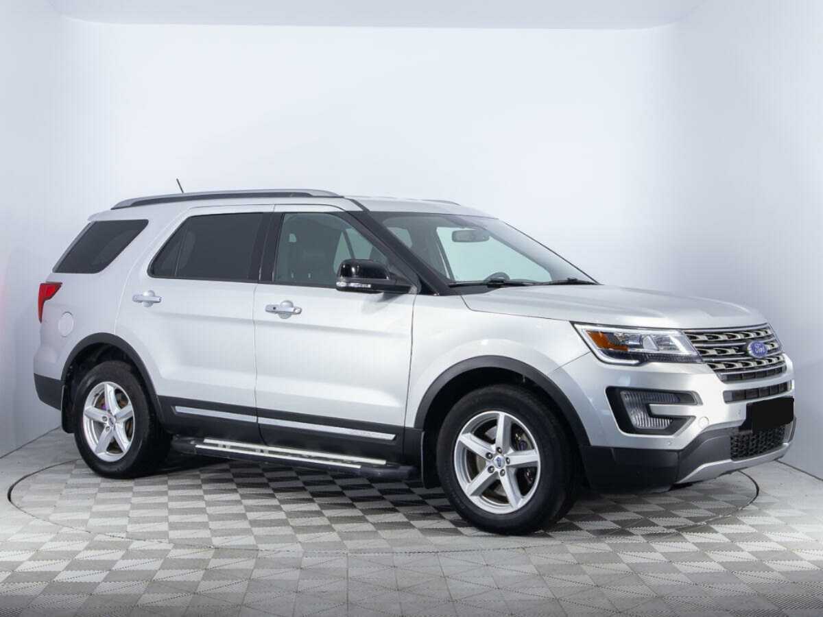 Ford Explorer б/у, 2017, Автоматическая. Фото: #2
