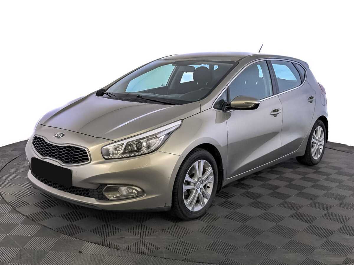 Kia Ceed б/у, 2014, Автоматическая. Фото: #0