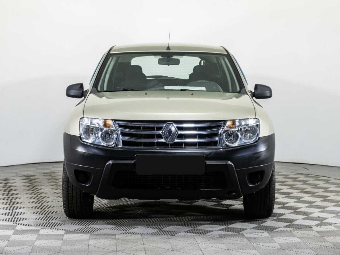 Renault Duster б/у, 2012, Механическая. Фото: #1
