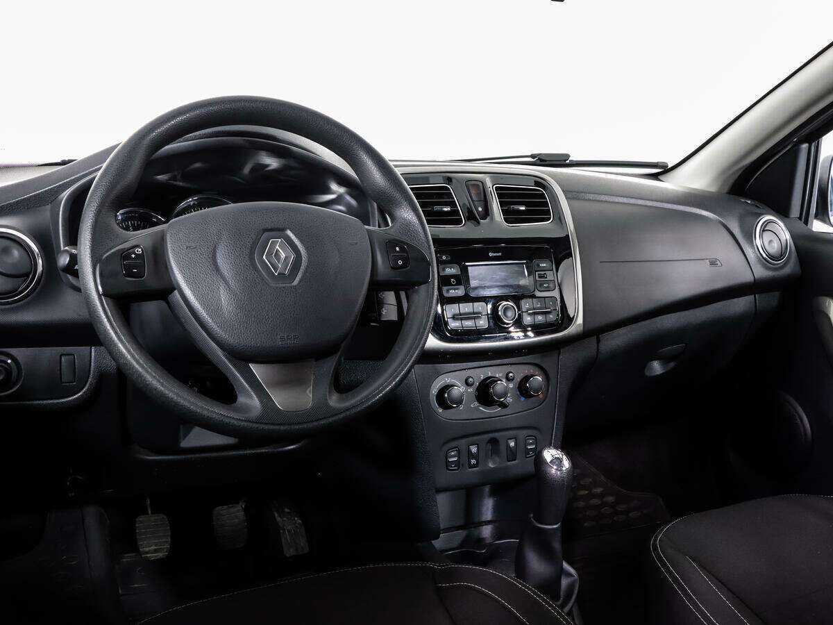 Renault Logan б/у, 2017, Механическая. Фото: #10