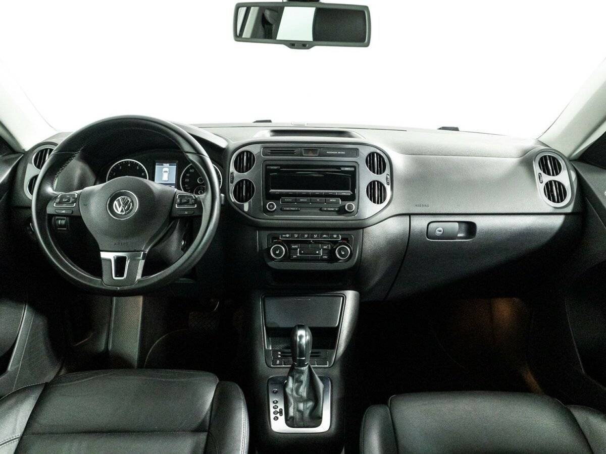 Volkswagen Tiguan б/у, 2012, Автоматическая. Фото: #12