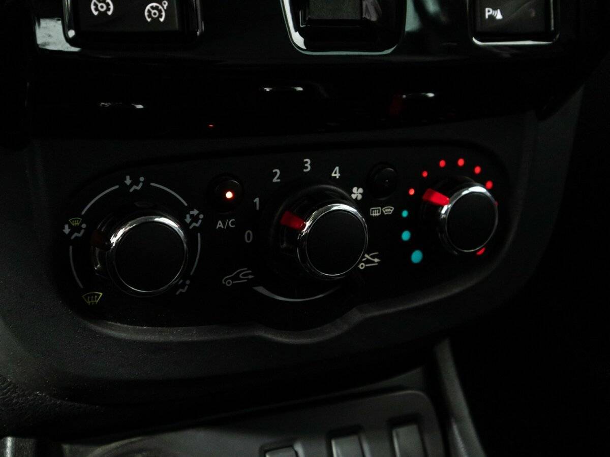 Renault Duster б/у, 2016, Автоматическая. Фото: #16