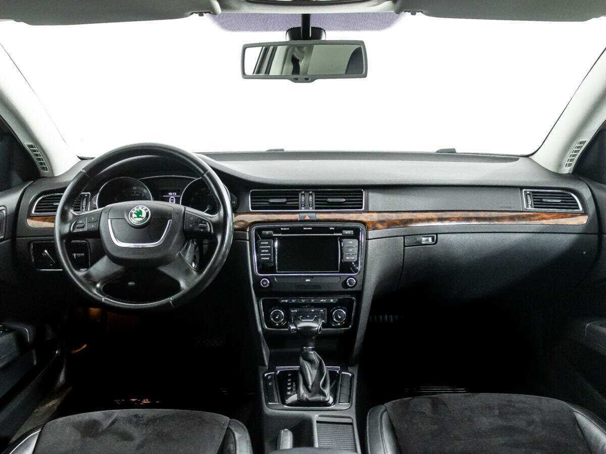 Skoda Superb б/у, 2012, Автоматическая. Фото: #12
