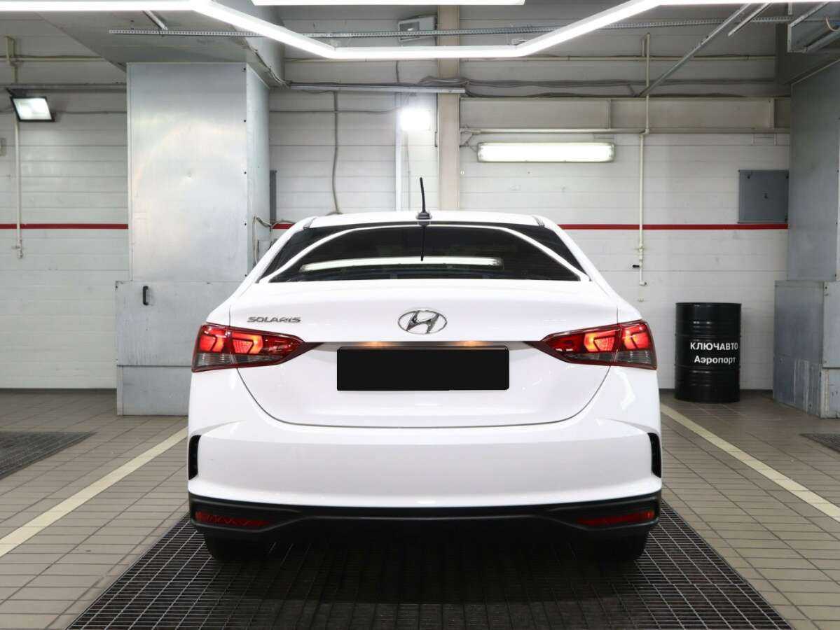 Hyundai Solaris б/у, 2021, Автоматическая. Фото: #2