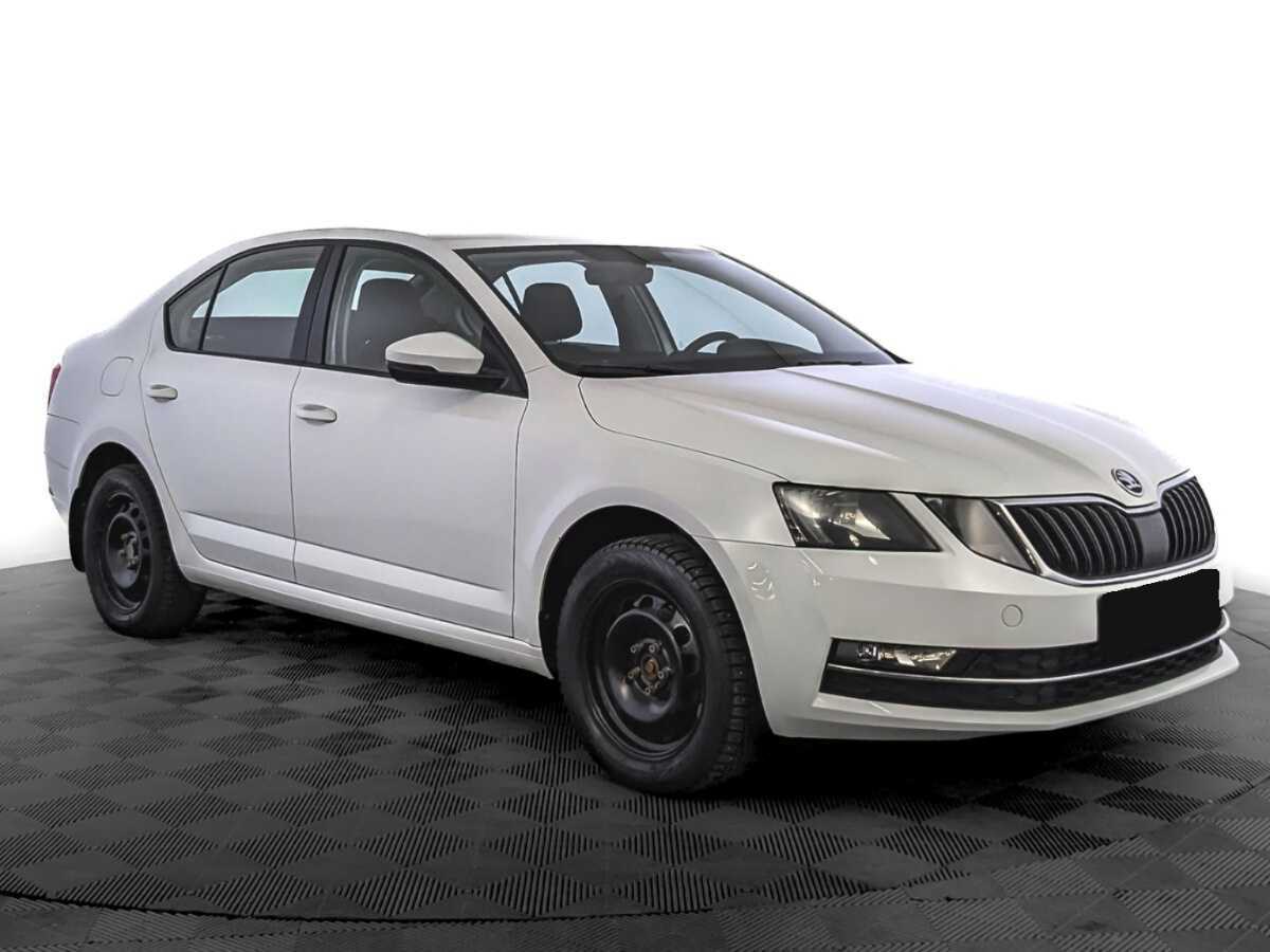 Skoda Octavia б/у, 2019, Механическая. Фото: #2