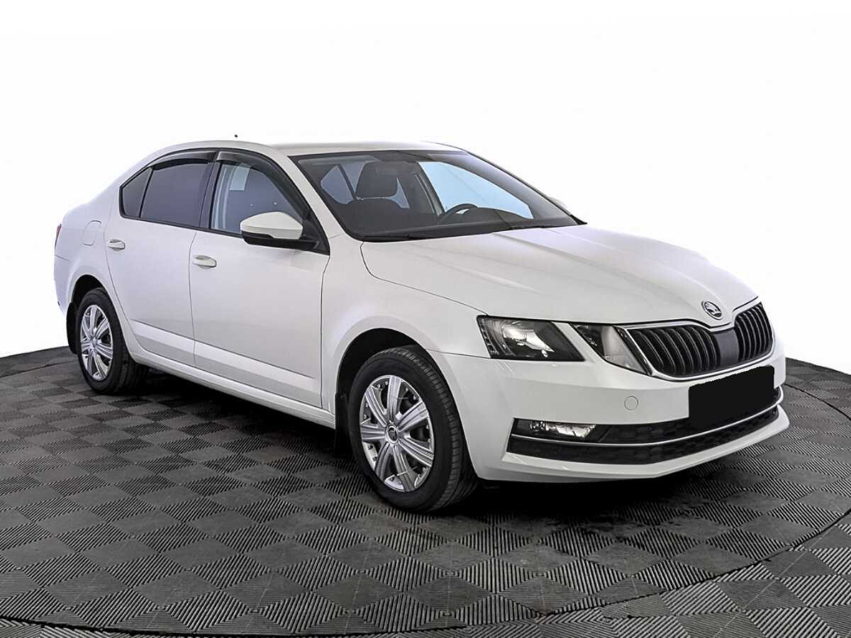 Skoda Octavia б/у, 2020, Роботизированная. Фото: #2