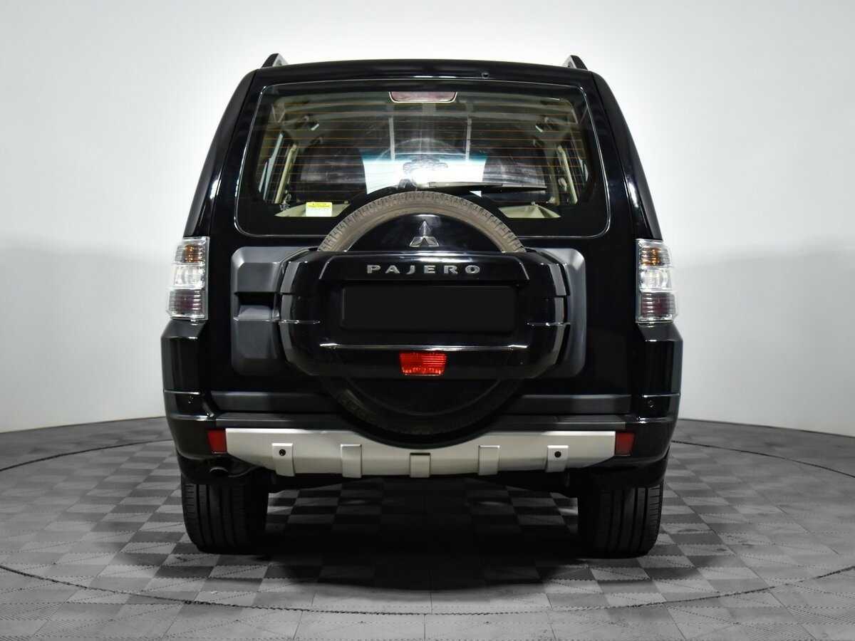 Mitsubishi Pajero б/у, 2013, Автоматическая. Фото: #4