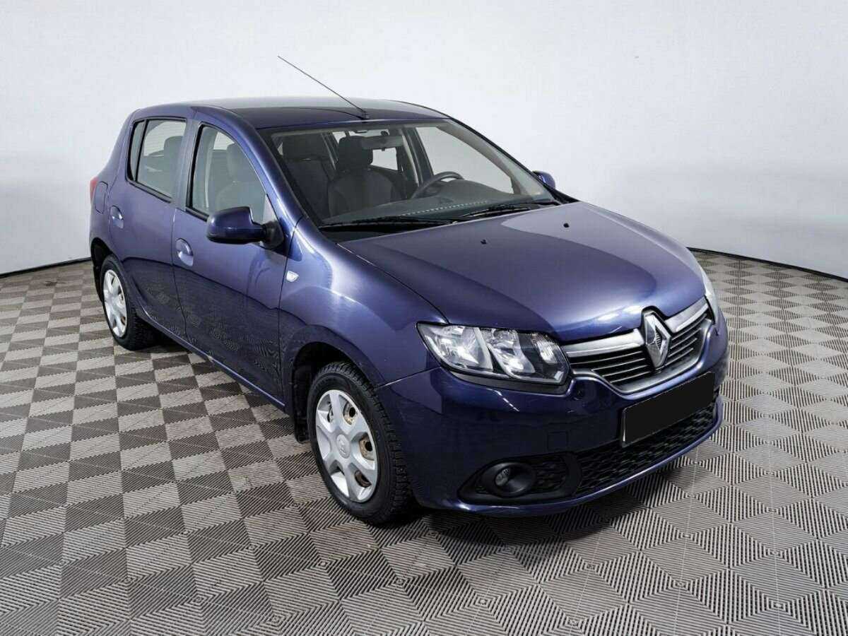 Renault Sandero б/у, 2015, Механическая. Фото: #2