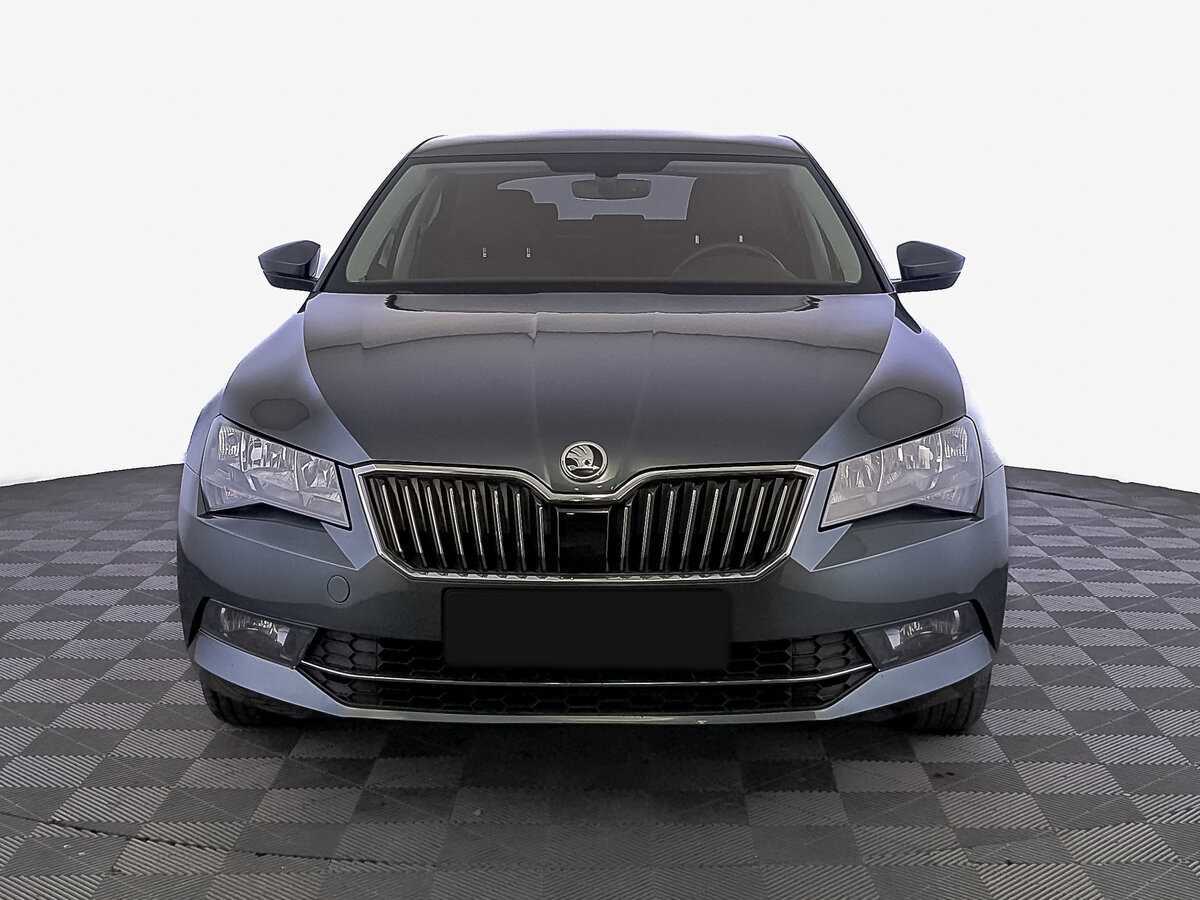 Skoda Superb б/у, 2019, Роботизированная. Фото: #1