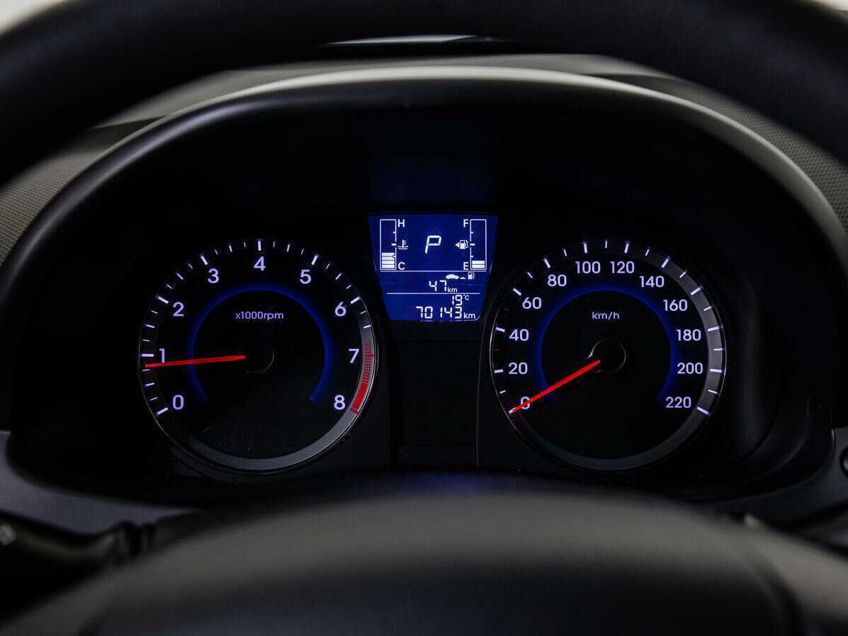 Hyundai Solaris б/у, 2016, Автоматическая. Фото: #11