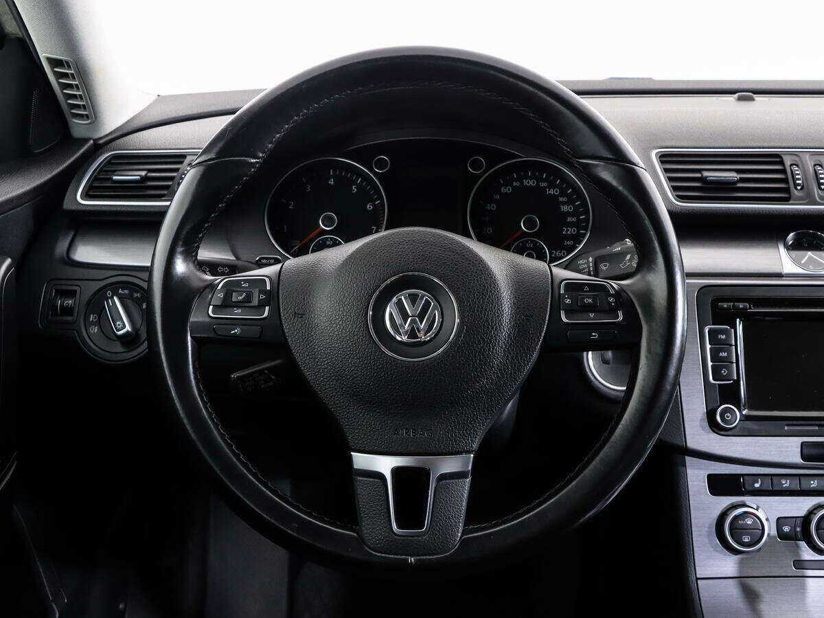 Volkswagen Passat б/у, 2014, Роботизированная. Фото: #11