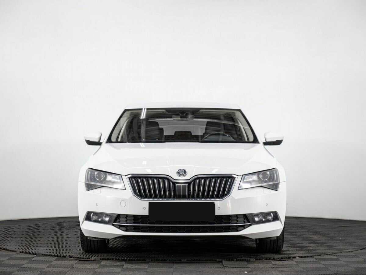 Skoda Superb б/у, 2018, Роботизированная. Фото: #1