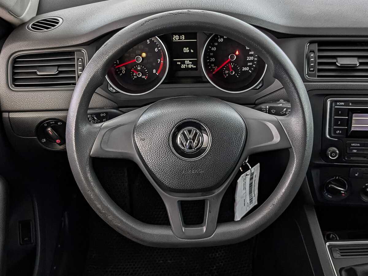 Volkswagen Jetta б/у, 2016, Механическая. Фото: #21