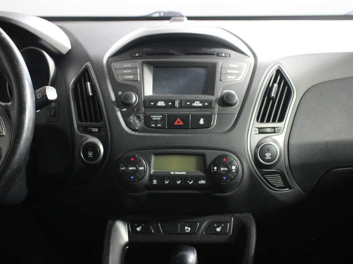 Hyundai ix35 б/у, 2013, Автоматическая. Фото: #12