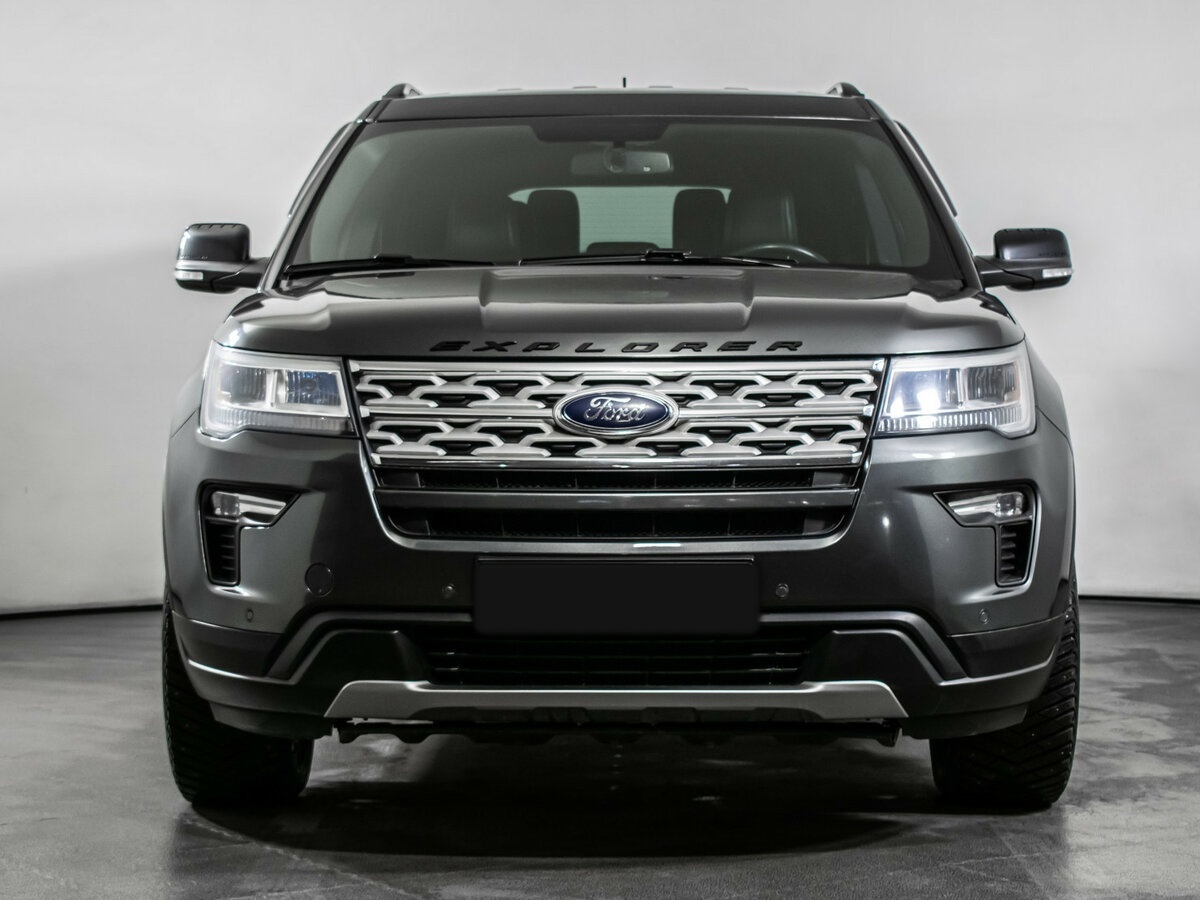 Ford Explorer б/у, 2018, Автоматическая. Фото: #1