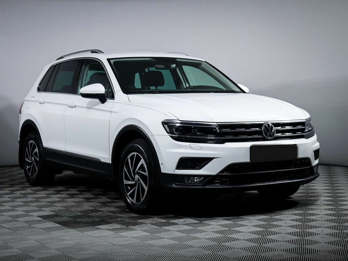Volkswagen Tiguan б/у, 2018, Роботизированная. Фото: #2