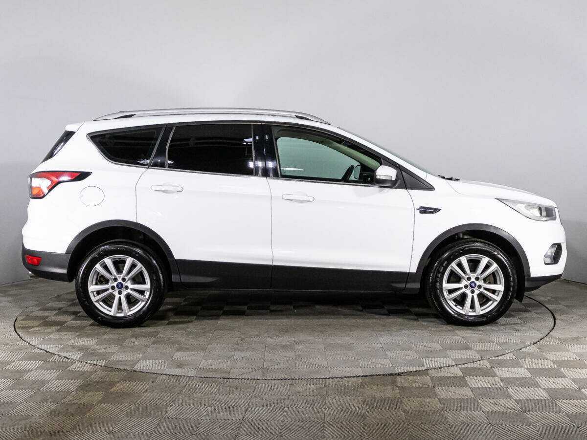 Ford Kuga б/у, 2017, Автоматическая. Фото: #3