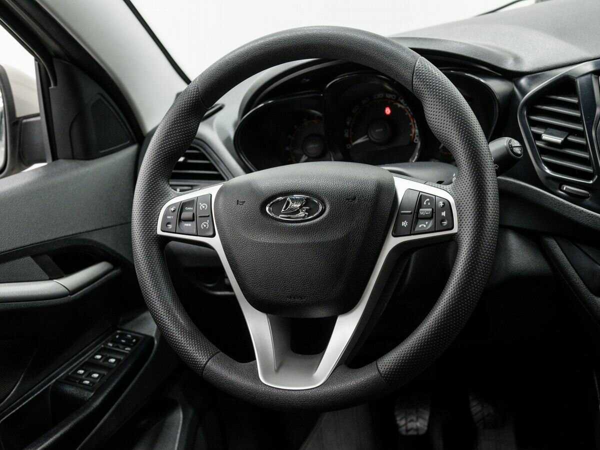Lada (ВАЗ) Vesta б/у, 2019, Механическая. Фото: #11
