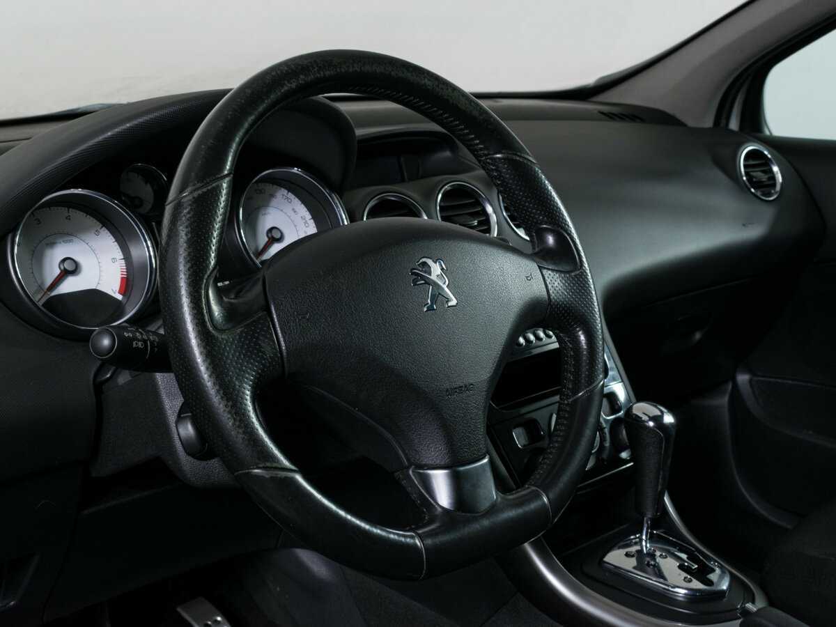 Peugeot 308 б/у, 2012, Автоматическая. Фото: #11