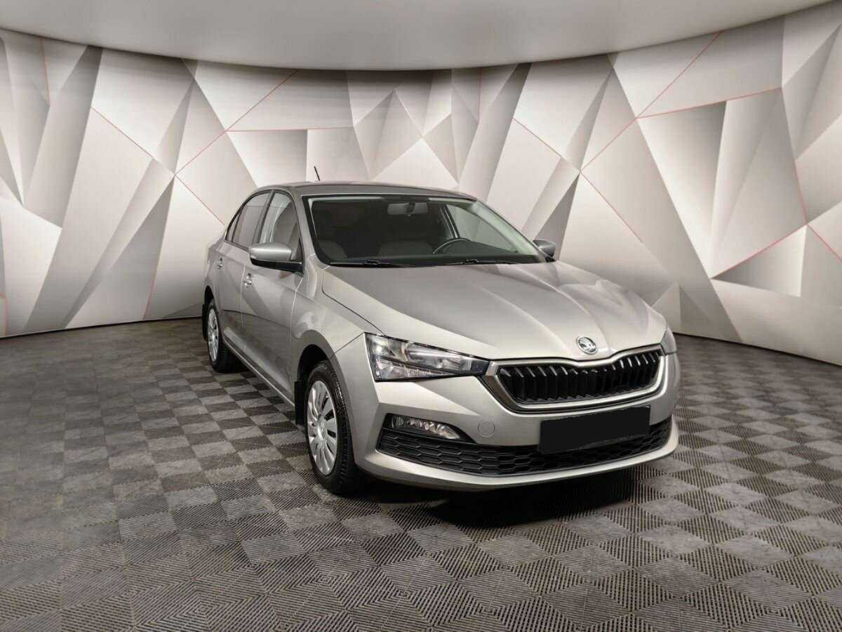Skoda Rapid б/у, 2021, Механическая. Фото: #2