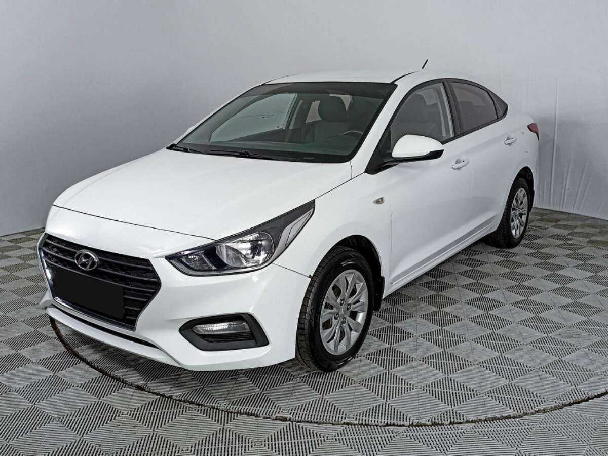 Hyundai Solaris б/у, 2018, Механическая. Фото: #0