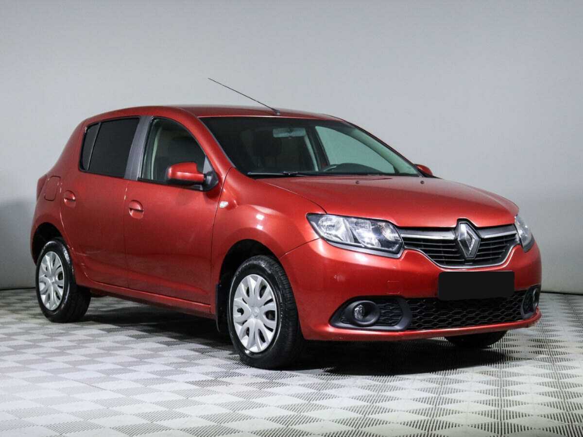 Renault Sandero б/у, 2015, Механическая. Фото: #2