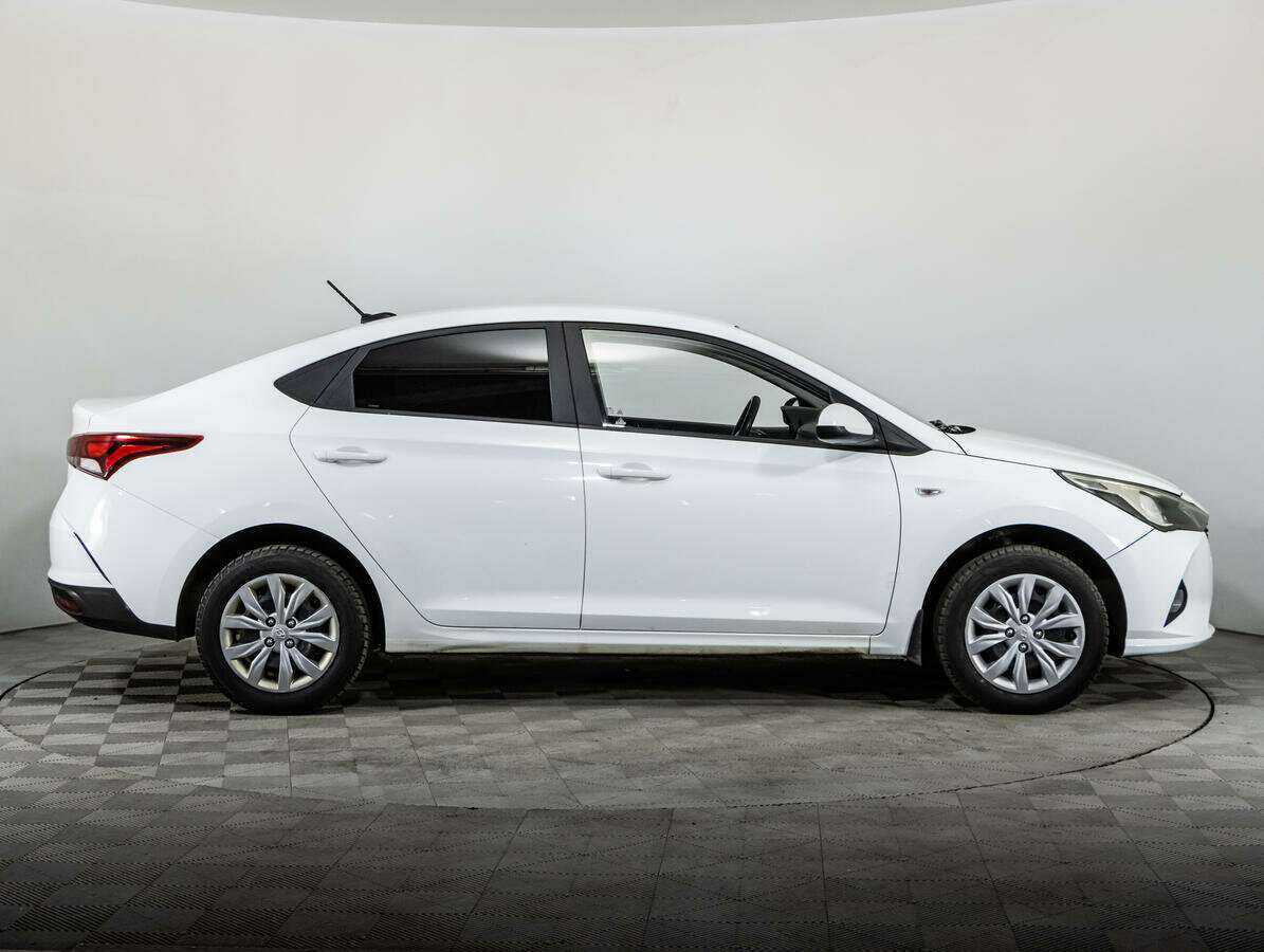 Hyundai Solaris б/у, 2020, Автоматическая. Фото: #3