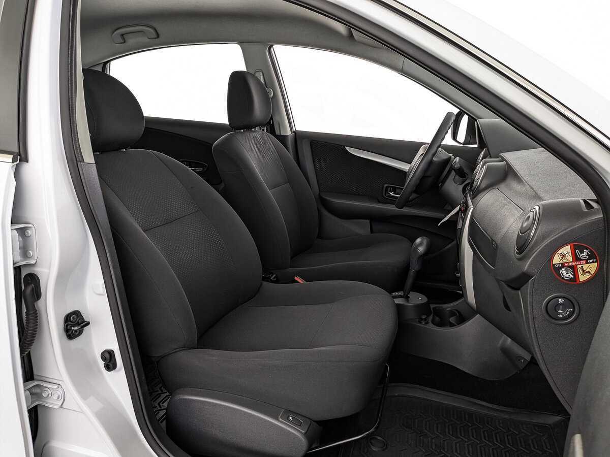 Nissan Almera б/у, 2015, Автоматическая. Фото: #17