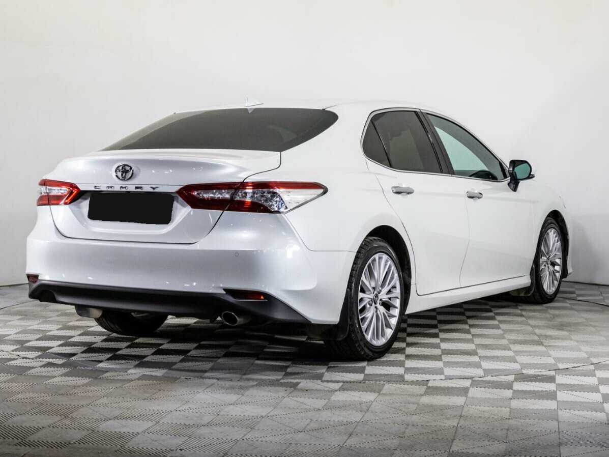 Toyota Camry б/у, 2018, Автоматическая. Фото: #3