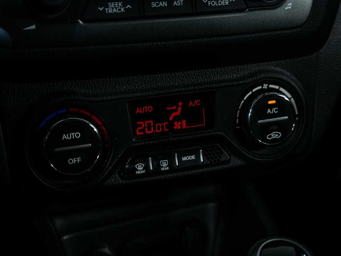 Kia Rio б/у, 2013, Автоматическая. Фото: #13