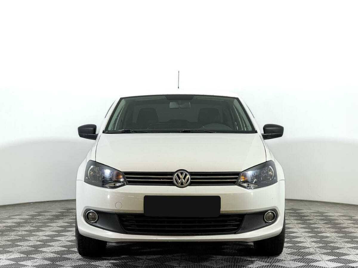 Volkswagen Polo б/у, 2012, Механическая. Фото: #1