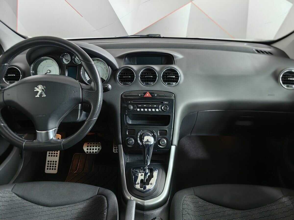 Peugeot 308 б/у, 2012, Автоматическая. Фото: #9