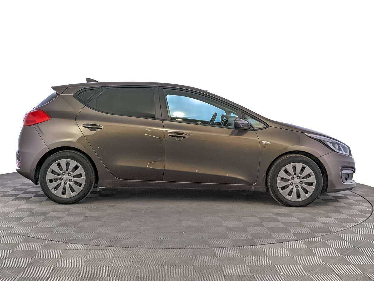 Kia Ceed б/у, 2017, Автоматическая. Фото: #3