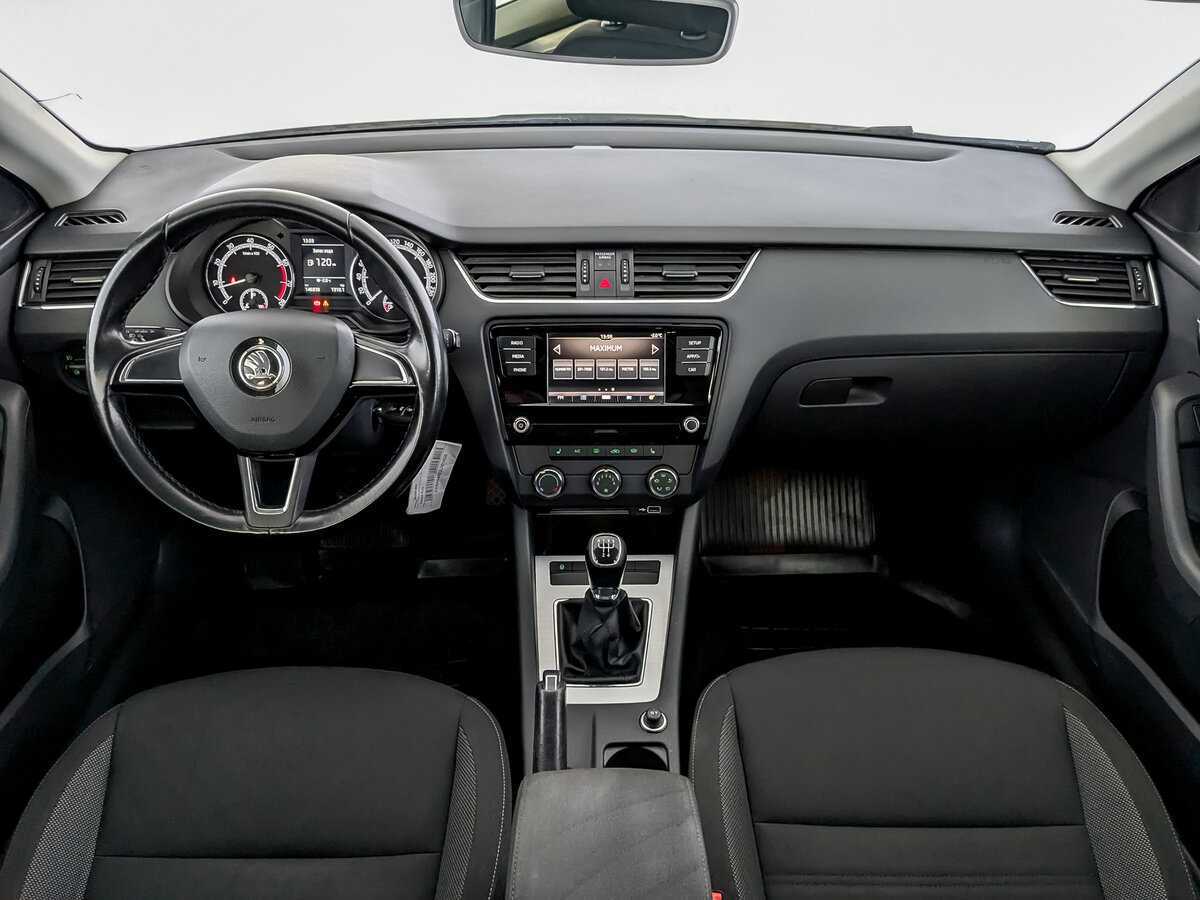 Skoda Octavia б/у, 2019, Механическая. Фото: #13
