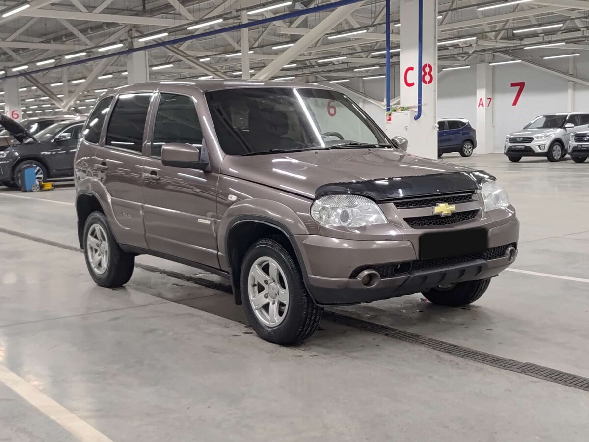Chevrolet Niva б/у, 2016, Механическая. Фото: #2