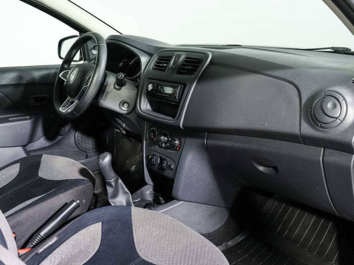 Renault Sandero б/у, 2019, Механическая. Фото: #8